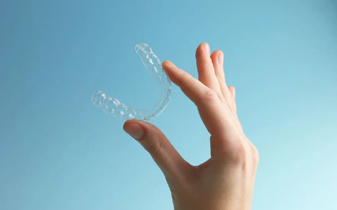 Ortodoncia Invisible Coronas Puentes O Implantes Dentales en sevilla nervion koresdent